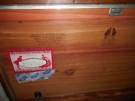 Labels on the inside of the Lid