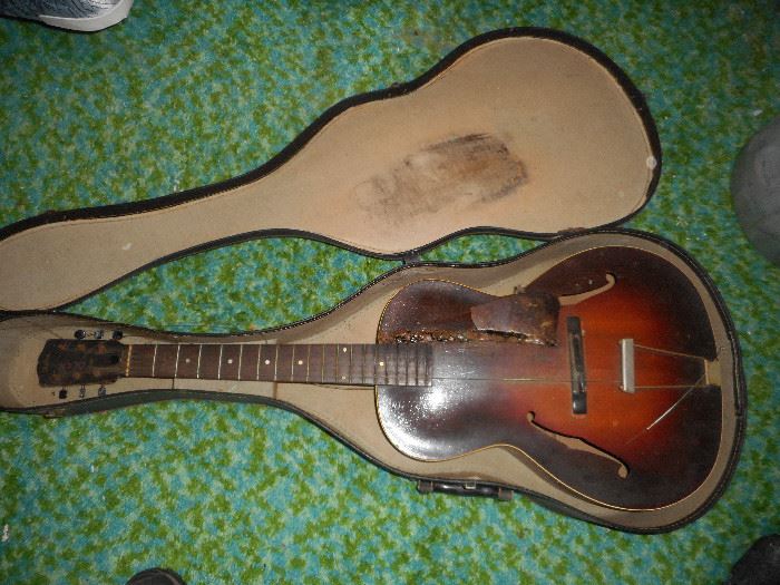 THIS HAS BEEN REMOVED FROM THE SALE BY THE FAMILY. 1930s-40s Gibson Acoustic Guitar L-50