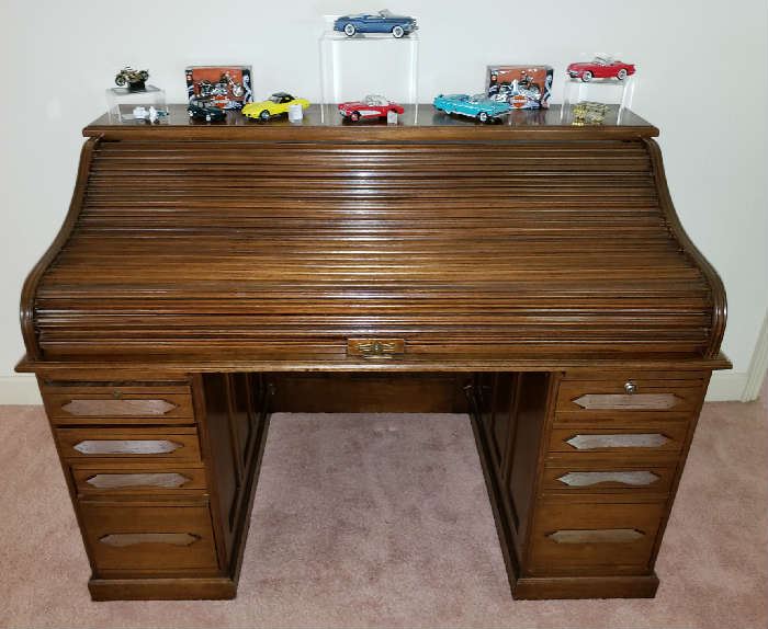 Vintage Roll Top Desk
