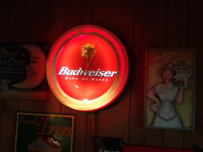 Budweiser Neon Clock