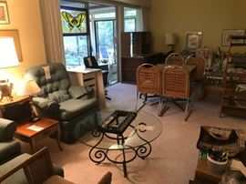 Kitchen Table, Mattresses, Bedroom Furniture, Coffee Tables, and much more