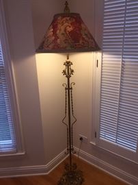 FLOOR LAMP: Gold stand w/rust, gold shade. 