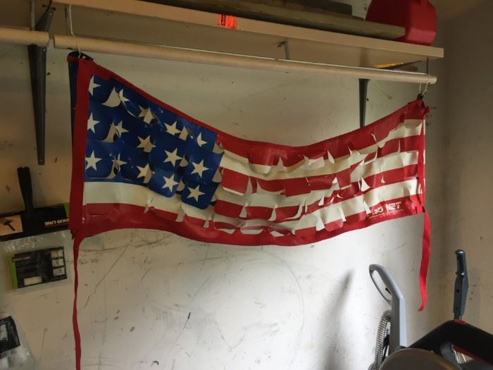 American Flag Tailgate Net