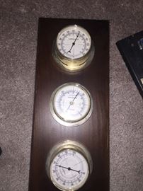 Functional 3-in-1 Weather Station Thermometer, Barometer, and Hygrometer