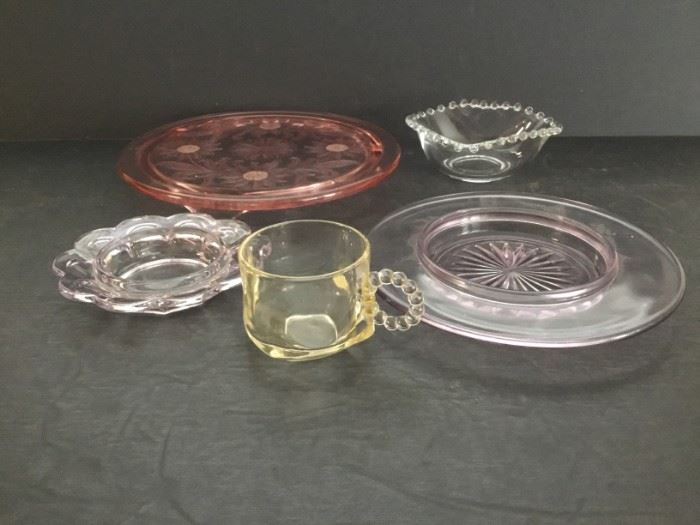 Vintage Glass Serving Dishes https://ctbids.com/#!/description/share/49269
