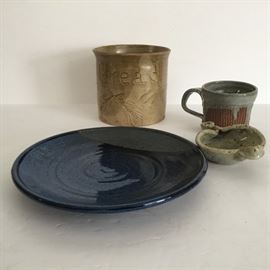 Bread Clay Pot with Clay Cup, Ceramic Plate and Mug https://ctbids.com/#!/description/share/49192