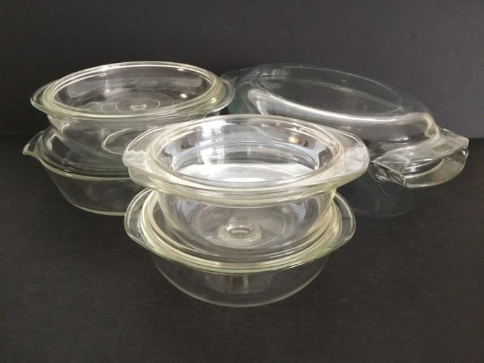 Glass Casserole Dishes with Lids    https://ctbids.com/#!/description/share/49207