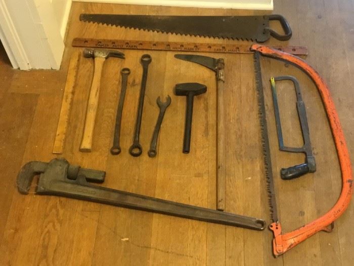 Tools, including Antique Saw & Sickle      https://ctbids.com/#!/description/share/49372