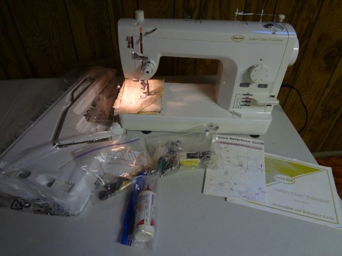 Baby Lock Sewing Machine Quilter's Professional Choice