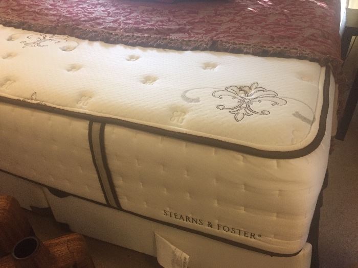 Like new Stearns and Foster king mattress. 