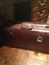 Vintage leather (locked) suitcase
