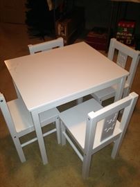 Precious table and chairs for little ones