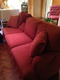 Large 3-cushioned sofa