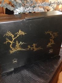 . . . and a beautiful case with an Asian motif 