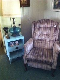 Recliner, end table, vintage lamp (2 of these)