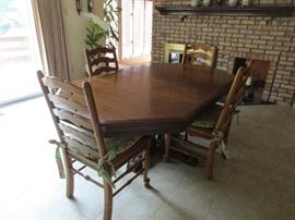 OAK TABLE AND 4 CHAIRS