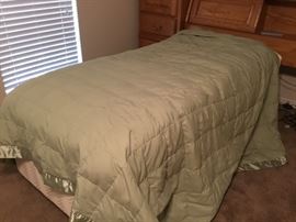 This is an ajustable XLong twin bed - head & foot both move up and down. 