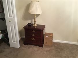 Night stand & lamp
