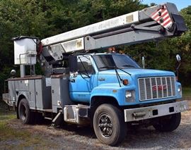 At 8PM: 1993 GMC Bucket Truck with 47,920 Miles; CAT Diesel Engine; In Working Condition. VIN: 1GDM7H1J4PJ512959.
Vehicle Terms: Vehicles are sold AS IS, in AS FOUND/ESTATE condition. | Minimum of 10% deposit due on day of auction. May be paid with Cash, Check, VISA, MC, Debit. | Balance paid in full by Thursday following. Must be paid with Cash or Certified Bank Check ONLY.