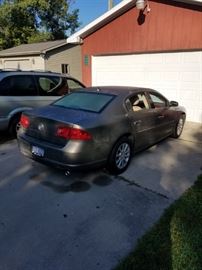 2011 Buick Lucerne CXL, side/rear vie