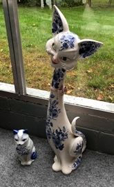 Porcelain cats