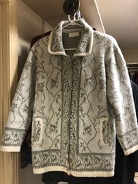 Beautiful Norwegian sweater 