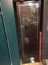 Browning gun safe.