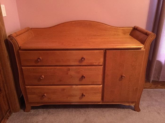 Dresser with cubby