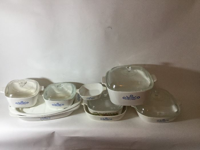 Vintage Corningware Set  http://www.ctonlineauctions.com/detail.asp?id=760300