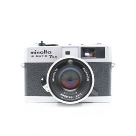 Vintage Minolta Hi-Matic 7SII 35mm Rangefinder - Rokkor f/1.7 40mm Lens