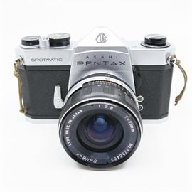 Vintage Asahi Pentax Spotmatic SP 35mm SLR - Soligar f/2.8 25mm Lens