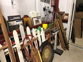 Misc stuff, fence style headboard