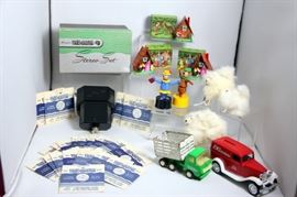 View Master, Toys Miniatures, Push Button Puppets