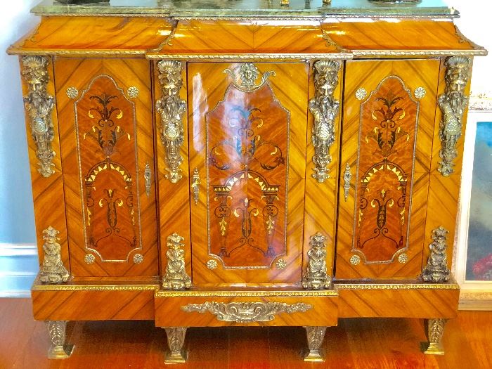 Exquisite French LOUIS XV STYLE CABINET CIRCA 1910