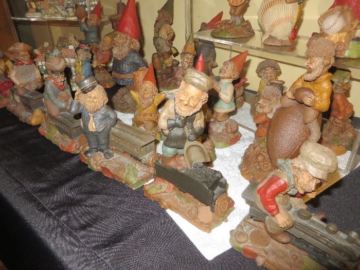 COLLECTION OF GNOMES - BY TOM CLARK 6 PCS TRAIN