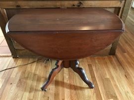 Antique drop side table