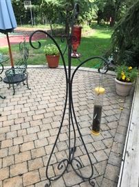Iron plant stand