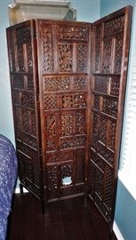 Queen size bed with folding screen headboard