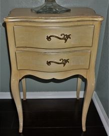 Saginaw furniture nightstands