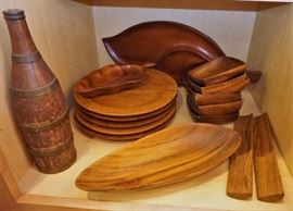 Wooden serving pieces