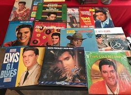 30 1960s-80s Covered records in very good shape.