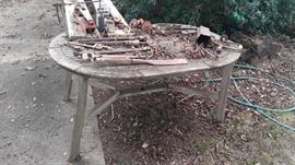 Primitive table