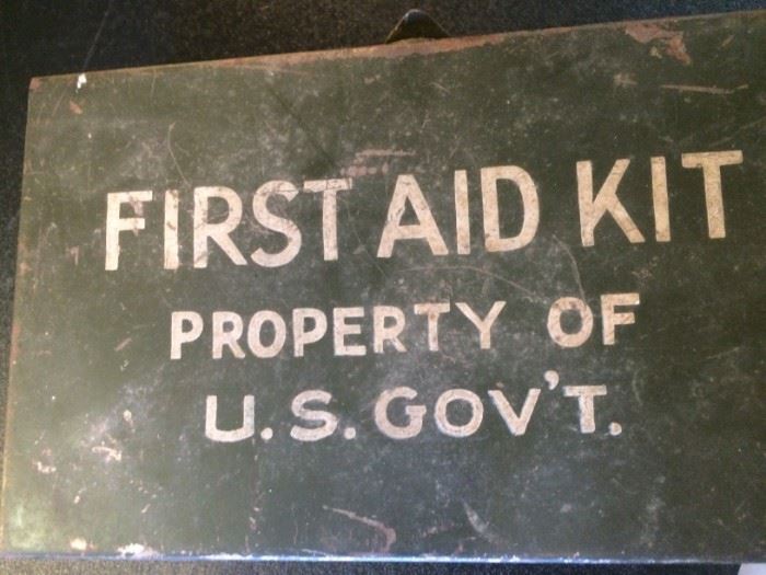 Army Wall-hanging First Aid Kit w/All Its Original Contents!