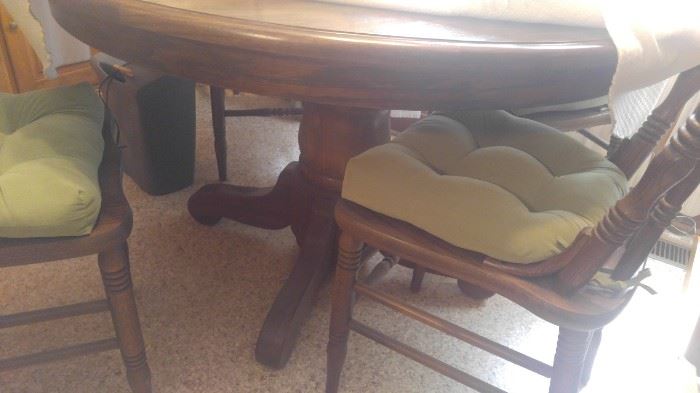 Oak table & chairs