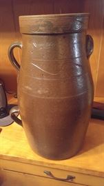 Two-handle decorated jug town Pottery as is