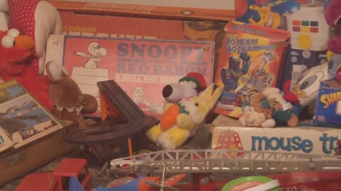 Snoopy & the red Barron game