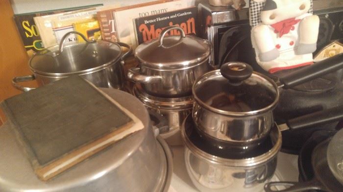Cookware set