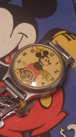 1933 vintage Ingersoll Mickey Mouse watch in box