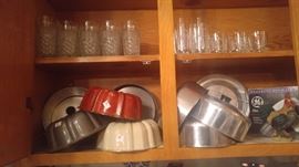Bundt pans