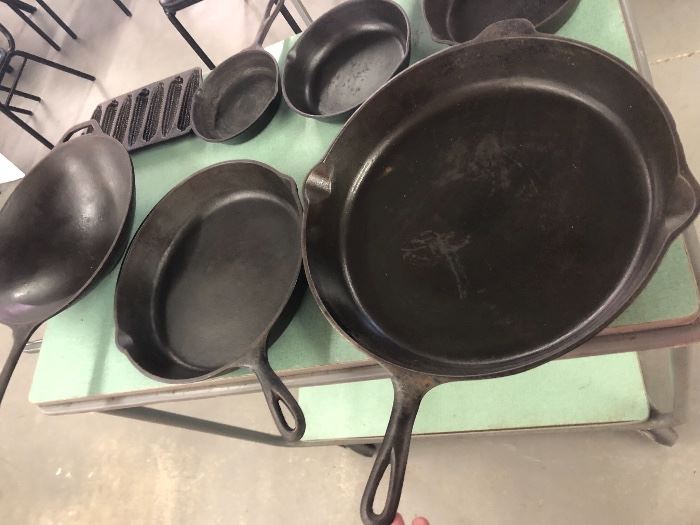 Size 14 in Cast Iron Skillet Made in USA 